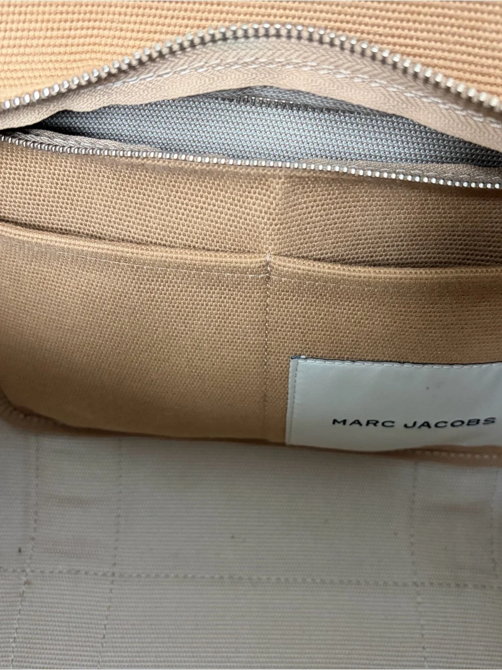 Marc Jacobs The Jacquard Large Tote in Camel
